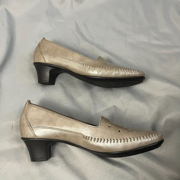 SAS Sonyo Women's Pump 9N Bronze Patent Leather Cut Out Slip On Heel H4845666 - Picture 6 of 8